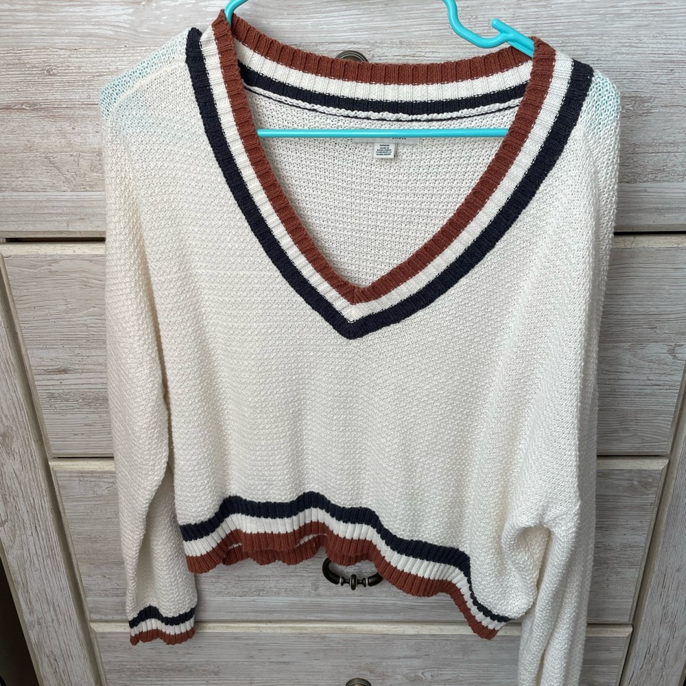American Eagle cream cropped sweater